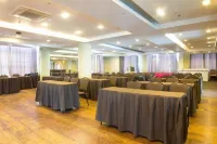 Lancaster Hotel Manila