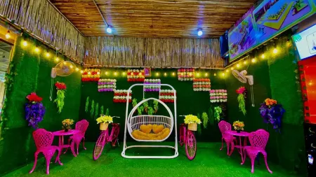 Ptes Lorry Отели рядом с достопримечательностью «Phnom Sampeau|Phnom Sampov»