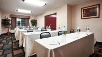 Best Western Plus Berkshire Hills Inn  Suites Отели в г. Ханкок