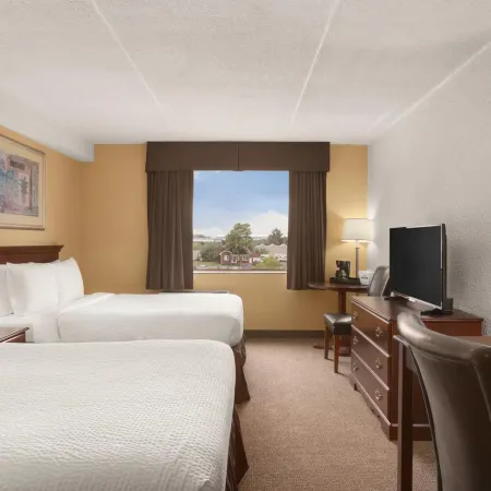 Days Inn by Wyndham Fallsview