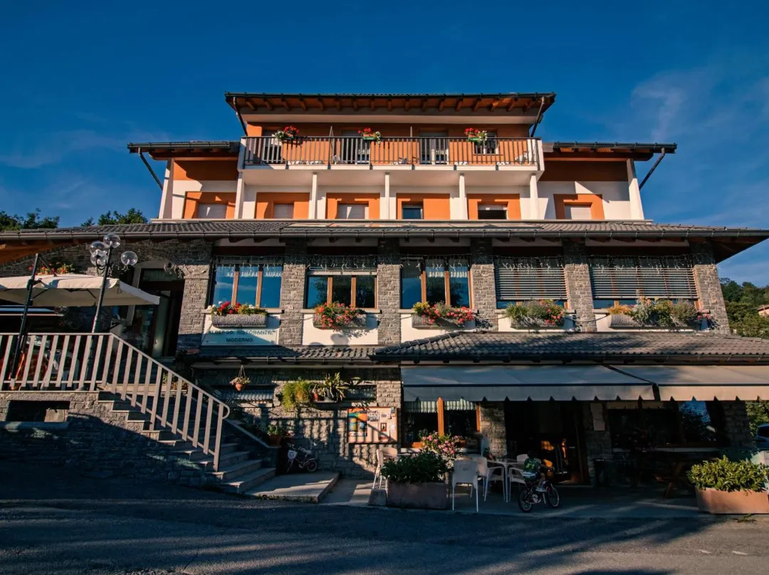 Hotel Ristorante Moderno & Spa - Lombardy