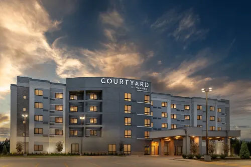 Courtyard by Marriott Sherman Hotels in Sherman-Denison