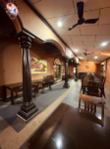 Maxwell Inn Hotels in 