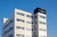 The Premium Hotel in Rinku - parking