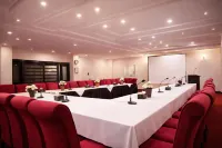 Best Western Hotel Faisalabad City - bar