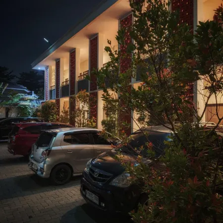 Nirvana House (Guest House Syari'ah)