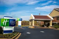Holiday Inn Express & Suites Corinth