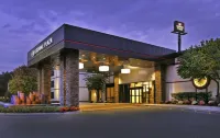 Crowne Plaza Suffern-Mahwah 서펀 호텔
