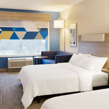 Holiday Inn Express & Suites PORT WASHINGTON by IHG