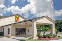 Super 8 by Wyndham Clarksville AR Hotel a Clarksville