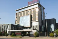 Ramada Hotel & Suites by Wyndham Erbil 32 Park