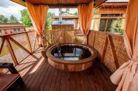 Sunrise Village Apart-Hotel