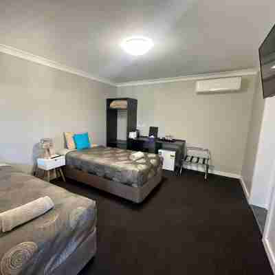 Copper City Motel Rooms
