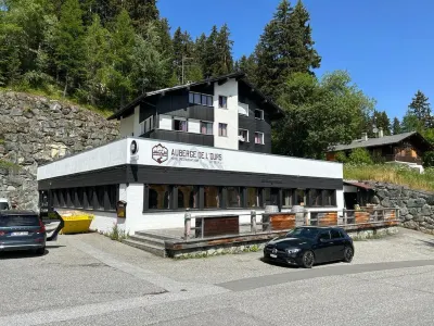 Auberge de l'Ours Hotels in Sitten