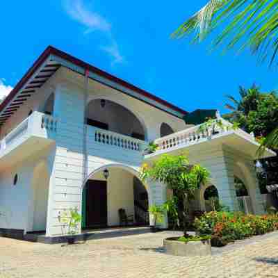 Srilanknvilla - Your Luxury Holiday Residence. Hotel Exterior