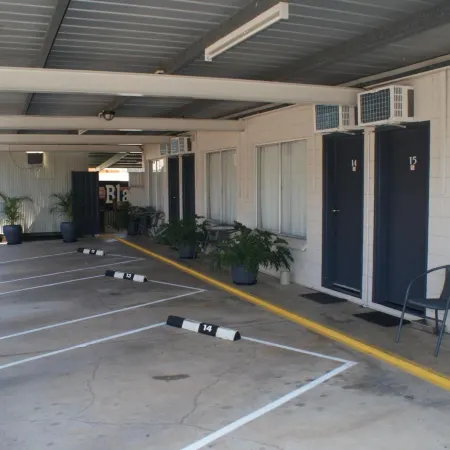 Black Diamond Motel