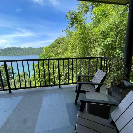 Bugana Beach and Dive Resort