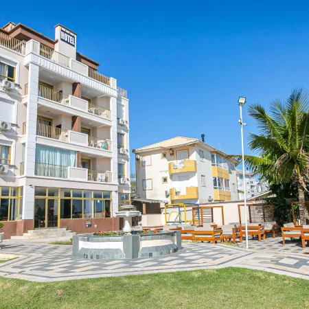 Ingleses Palace Hotel