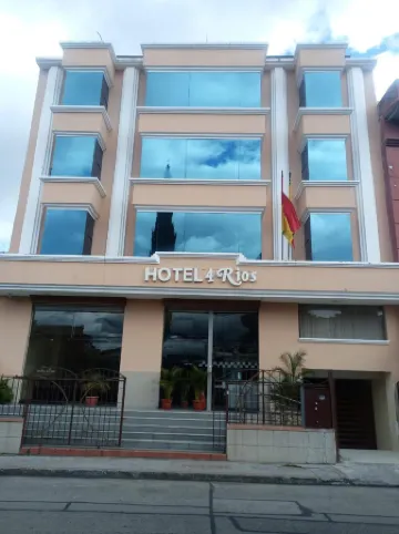 Hotel 4 Rios