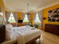 Schlosshotel Mailberg Hotels in Mailberg