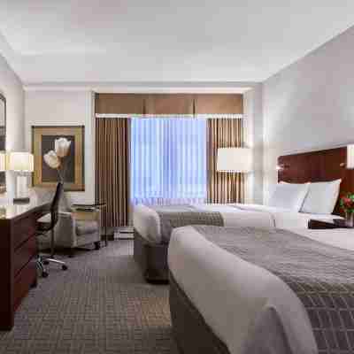 Lord Elgin Hotel Rooms