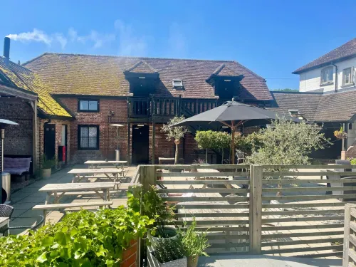 The Selsey Arms Hotels in Charlton