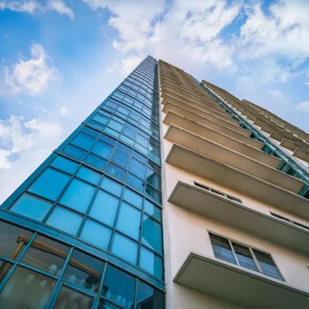 Astoria Plaza