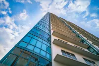 Astoria Plaza Hotels near Philippine Stock Exchange Centre