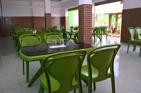 Jungle Avengers Resort Отели в г. RajendraNarayanpur