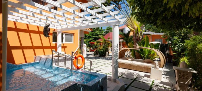 Oceane Self Catering Hotels in La Digue