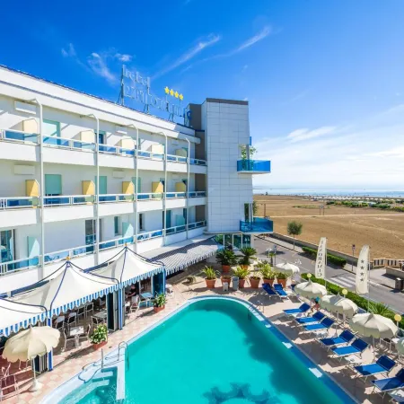 Hotel Panoramic Отели в г. Каорле