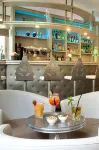 The Originals Boutique, Hôtel les Strélitzias - bar