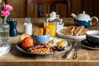 Black Lion Hotel Richmond North Yorkshire - parking