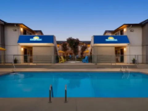 Days Inn by Wyndham Kelowna Hotels in Kelowna