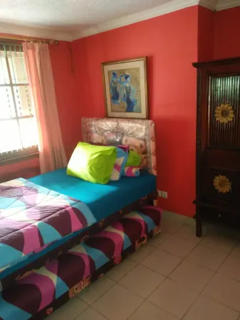 Lippo Condominium Pantai Carita by Yayin Отели в г. Пандегланг