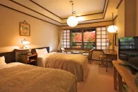 Tsuruya Ryokan - Parking