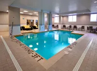 Hampton Inn by Hilton Halifax/Downtown - piscina