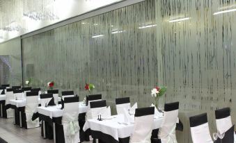 Bereg Nadezhdy Hotel