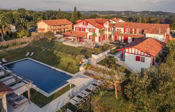Hôtel INDARRA & Spa - Piscine