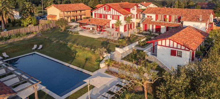 Hôtel INDARRA & Spa - Piscine Hotels in Pyrenees-Atlantiques