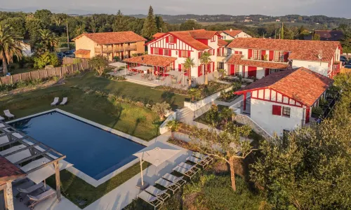 Hôtel INDARRA & Spa - Piscine