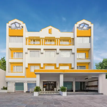 Bloom Hotel Katra