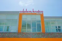 Ndalem Kraton Hotel Hoteller i Jotangan
