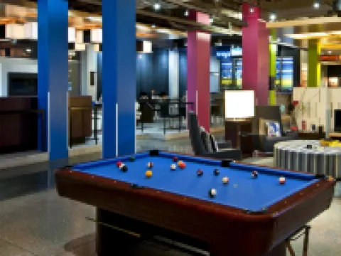 La Quinta Inn & Suites by Wyndham Winchester フレデリックのホテル