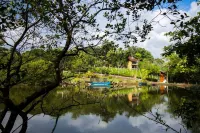 Lake Serenity Boutique Hotel
