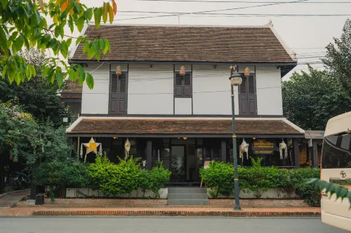 Villa Namkhan Heritage