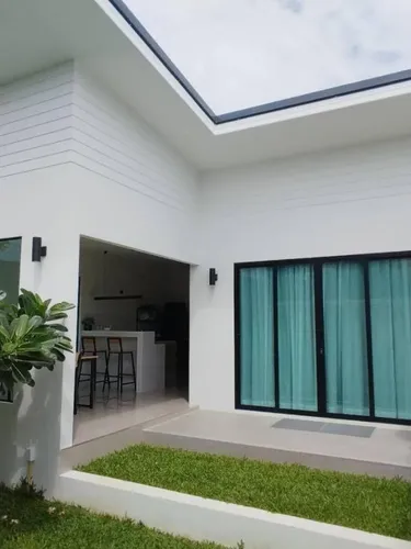 รูปภาพของB House Phuket