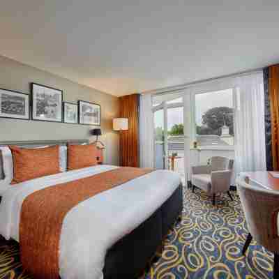 Carlton Square Hotel Rooms