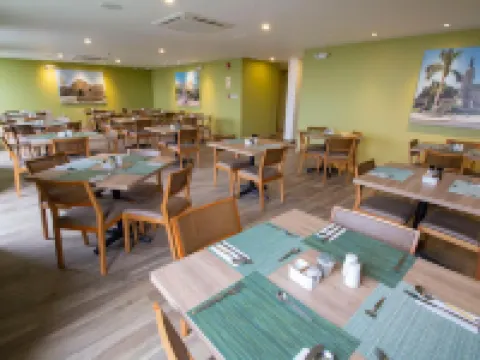 堤耶拉韋瓦普拉酒店 皮烏拉酒店