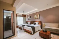 Fortview Suites - parking